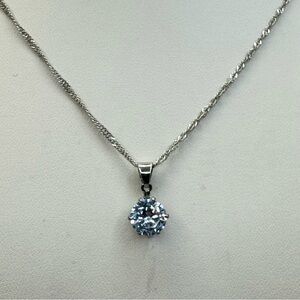 New Silver Plated Clear Crystal Solitaire Pendant Necklace